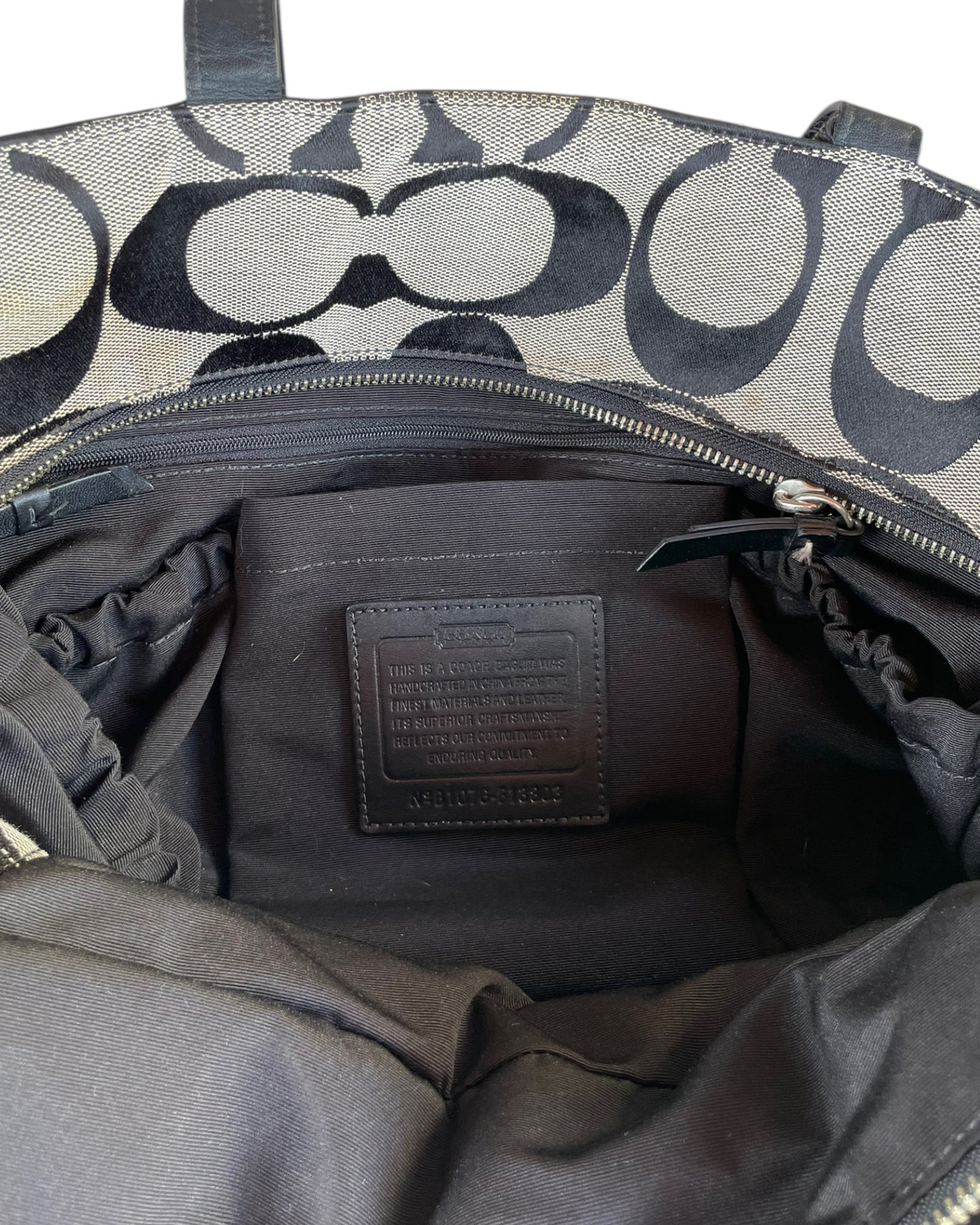 2000S COACH SIGNATURE CANVAS TOTE BAG