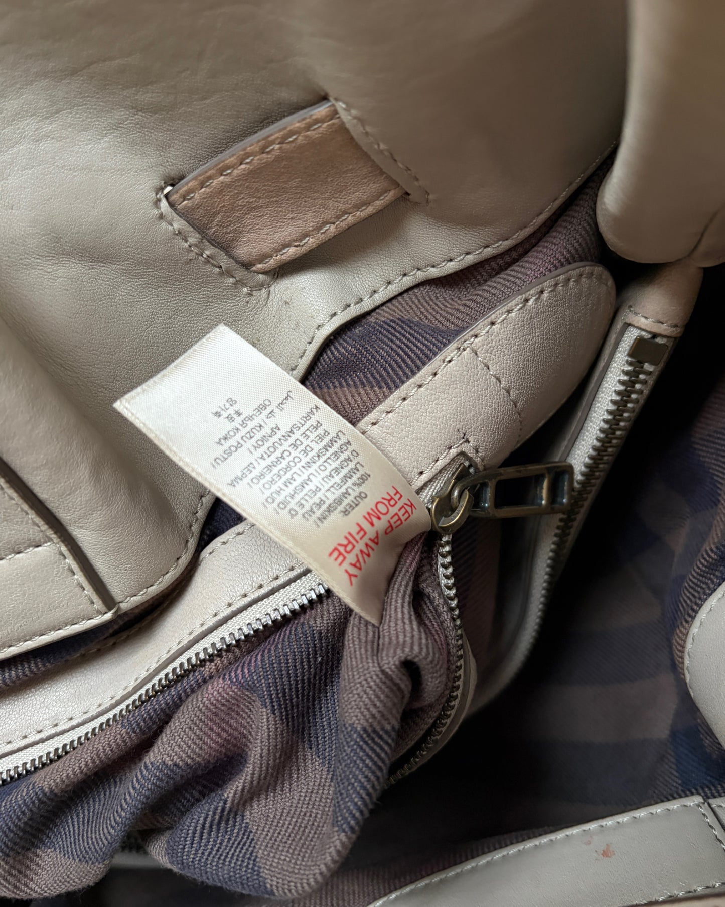 2000S BURBERRY BEIGE QUILTED LAMBSKIN SHOULDER BAG