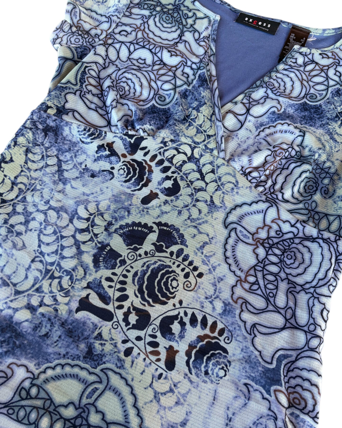2000S AXCESS BLUE GREEN FLORAL WRAP TOP