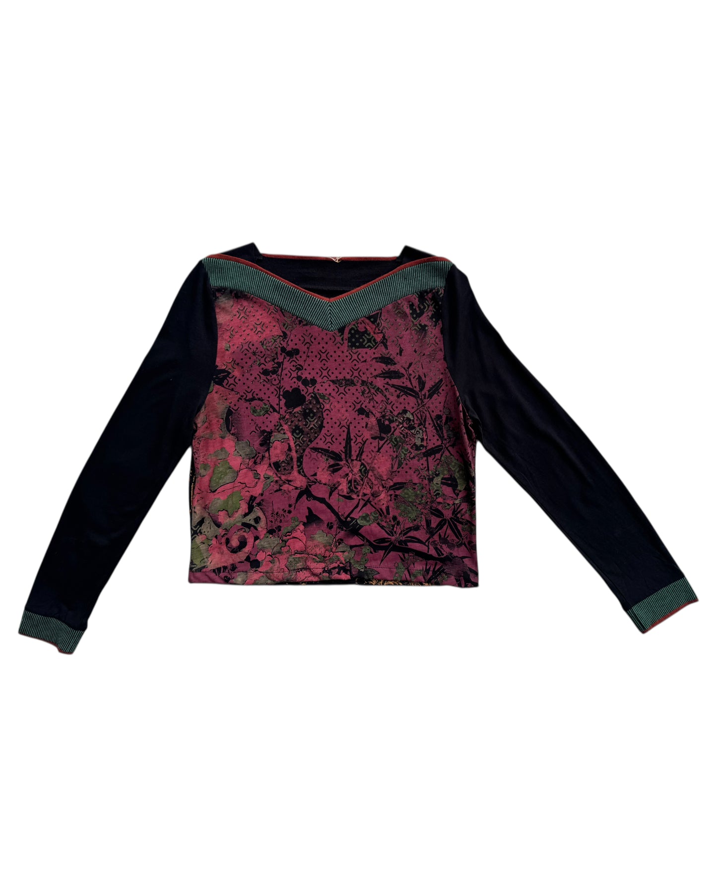 2000´S CAP JULUCA RED SHIRT