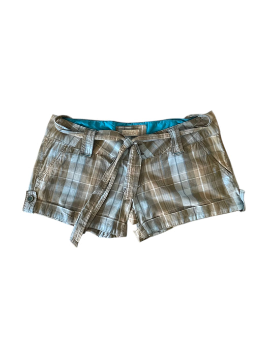 2000S DELIAS PLAID SHORTS