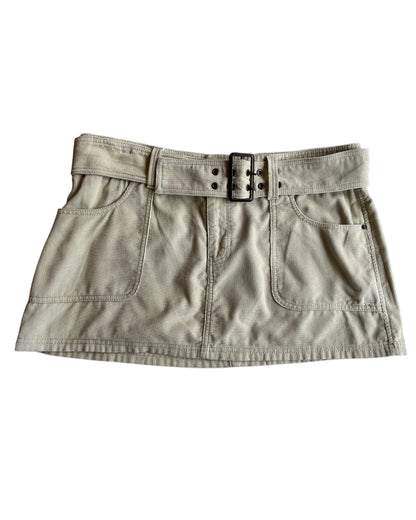 ￼2000S ABERCROMBIE & FINCH SKIRT