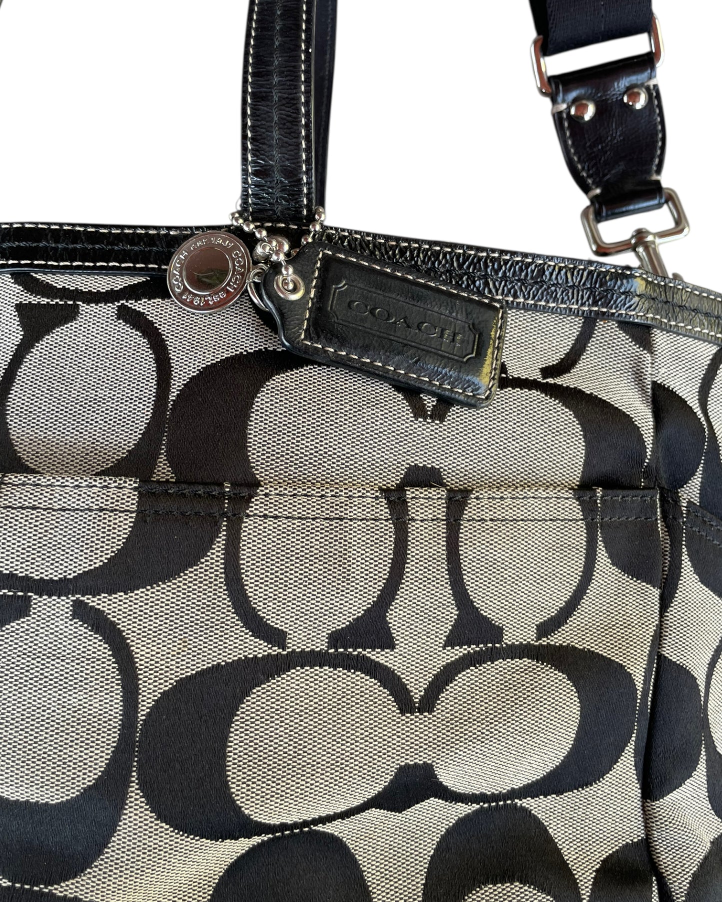 2000S COACH SIGNATURE CANVAS TOTE BAG