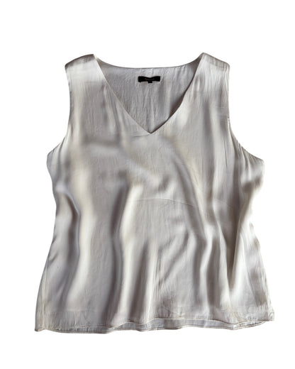 2000S QUINCE WHITE V-NECK TOP