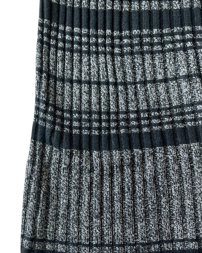 2010S FREE PEOPLE SWEATER