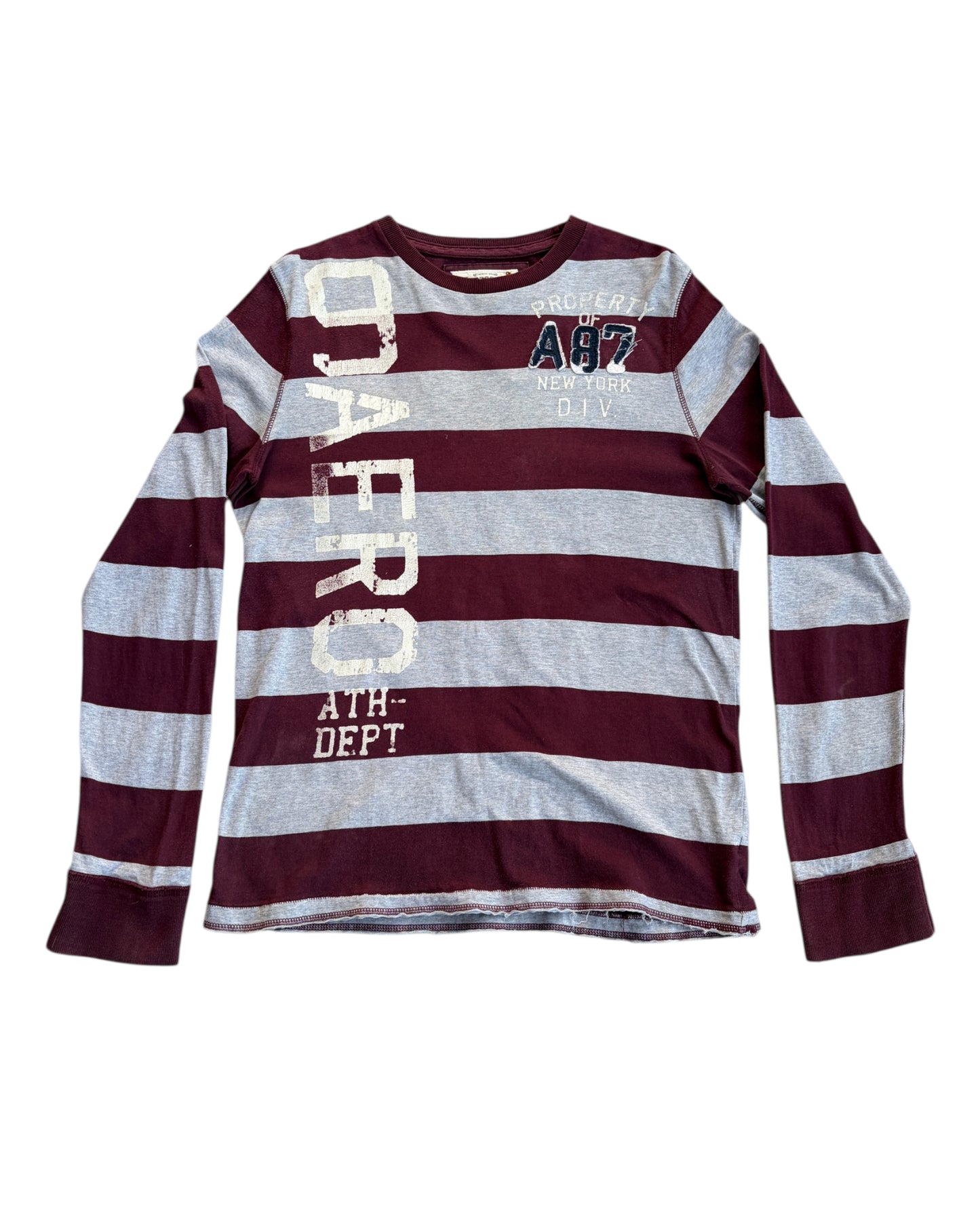 2000S AEROPOSTALE SWEATER