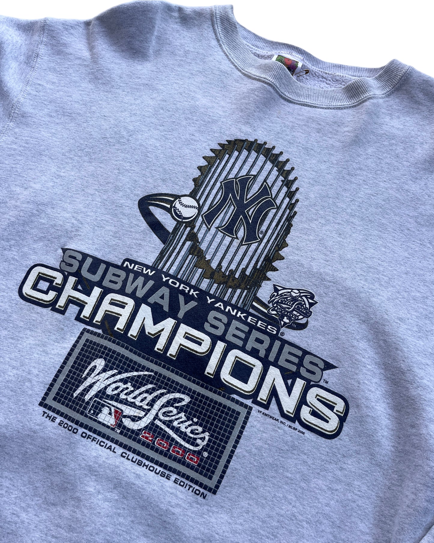 2000'S NEW YORK YANKEES SWEATSHIRT