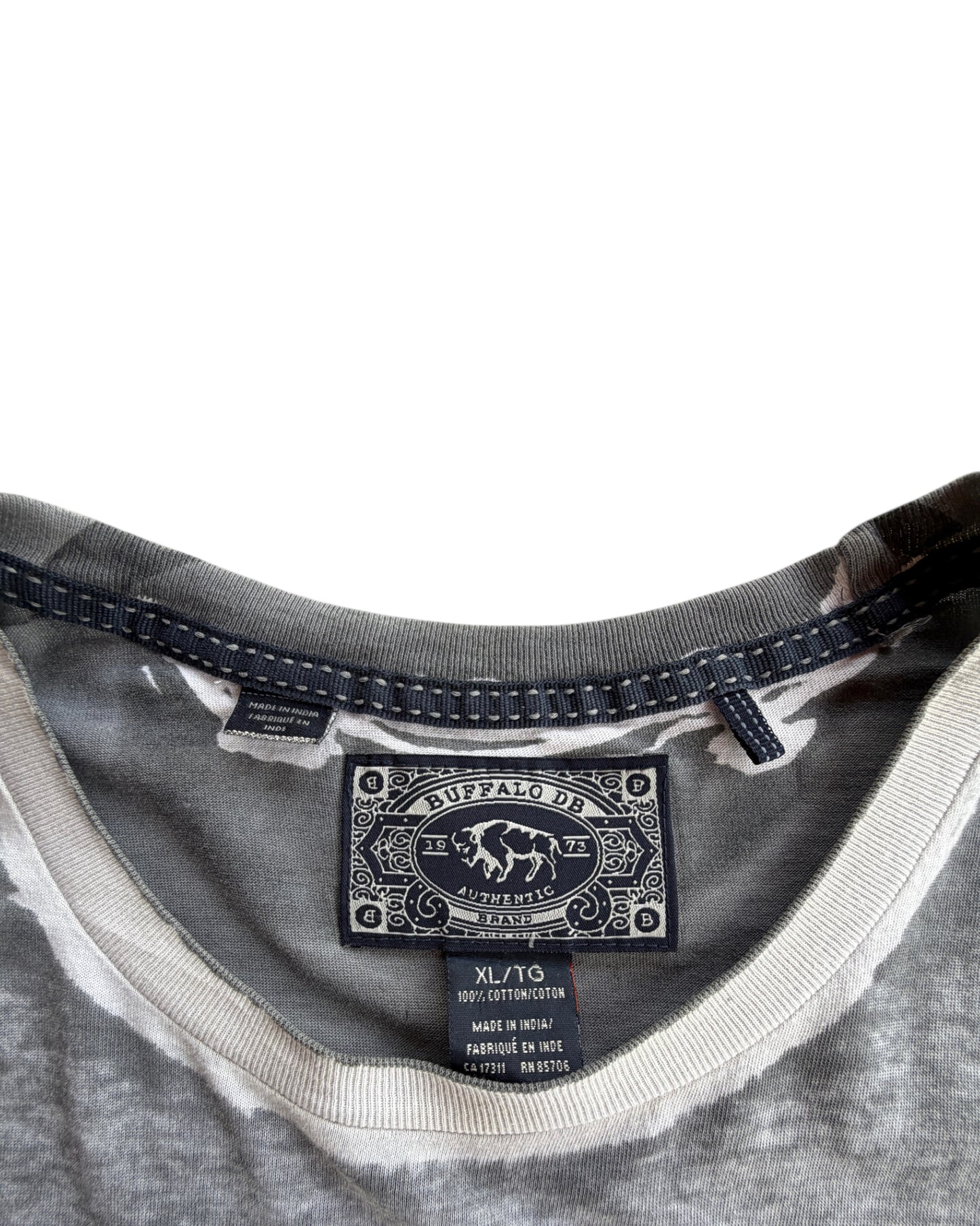 2000S BUFFALO DB GRAY GRAPHIC T-SHIRT