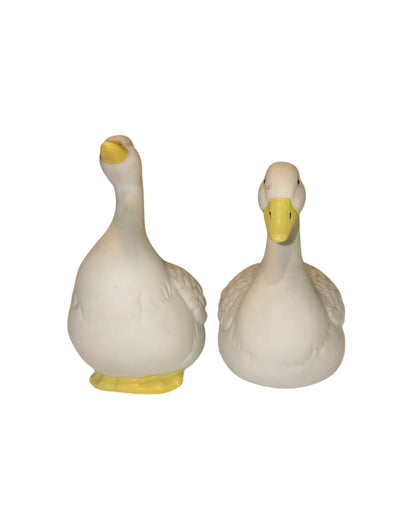 1990S VINTAGE LAKE SALT AND PEPPER SET