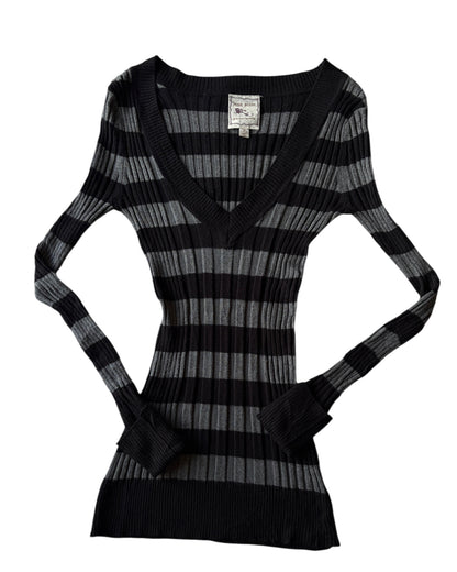 2000S PINK ROSE SWEATER