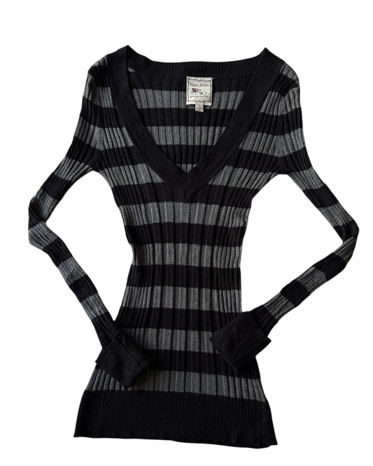 2000S PINK ROSE SWEATER