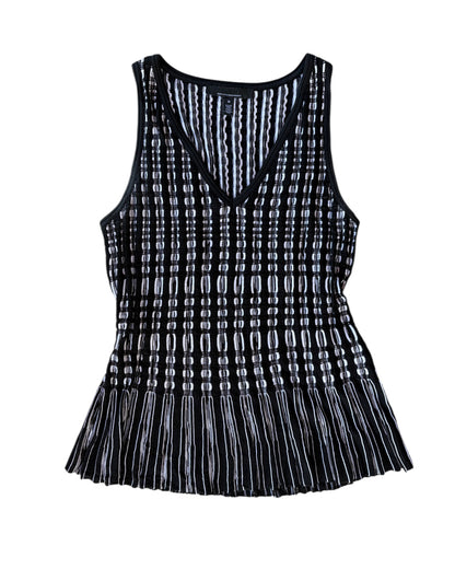 2000S WHITE HOUSE BLACK MARKET BLACK WHITE STRIPED TANK