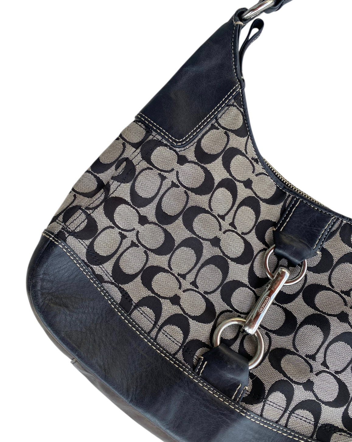 2000’S GREY & BLACK COACH LEATHER BAG