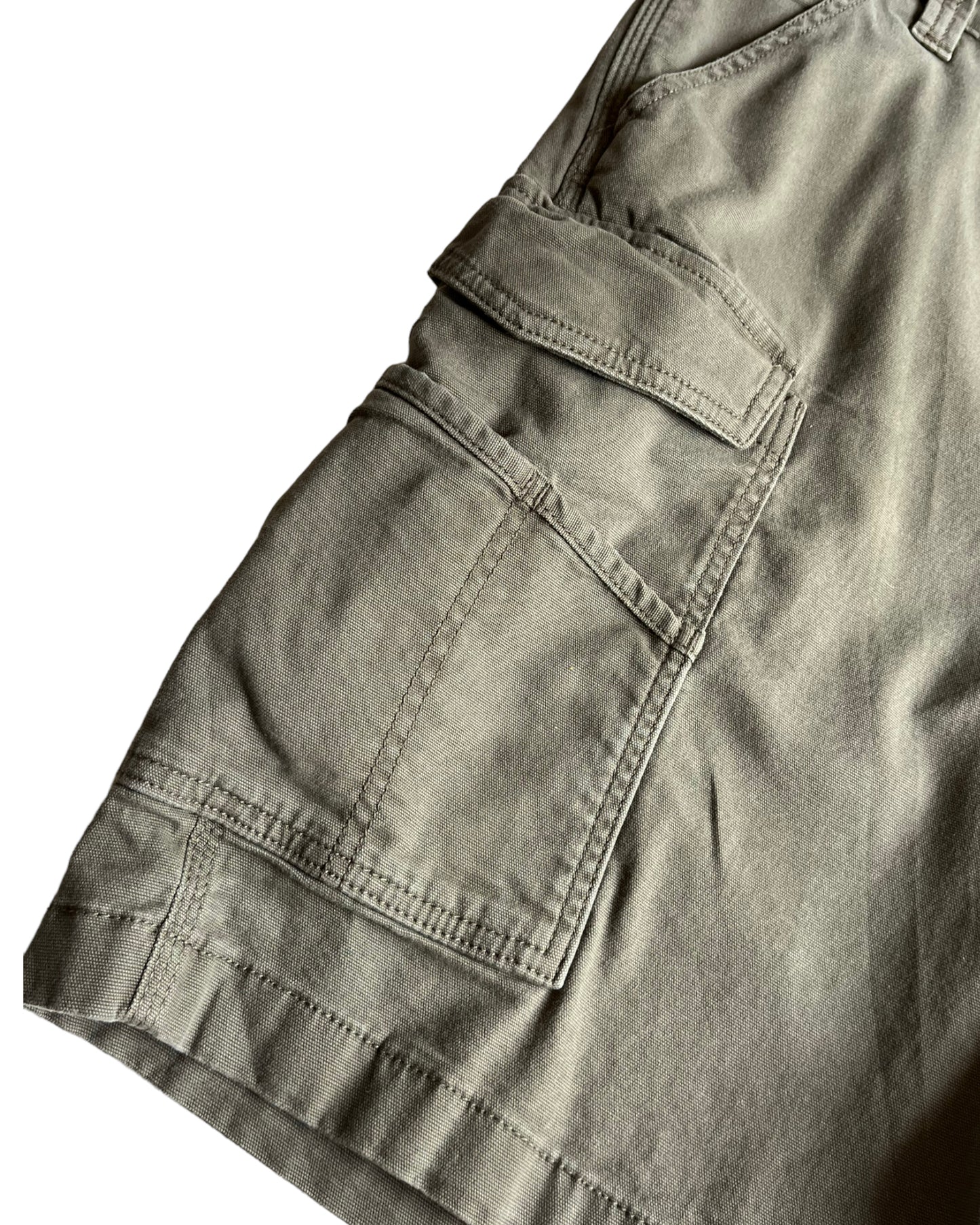 2000s CARHART CARGO SHORTS