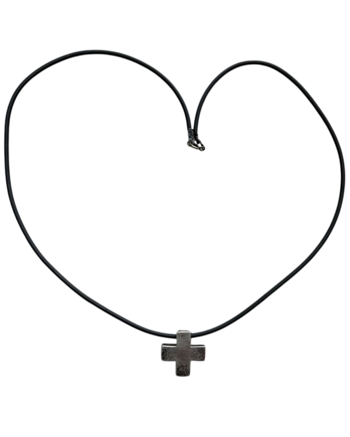 2000S SILVER CROSS NECKLACE
