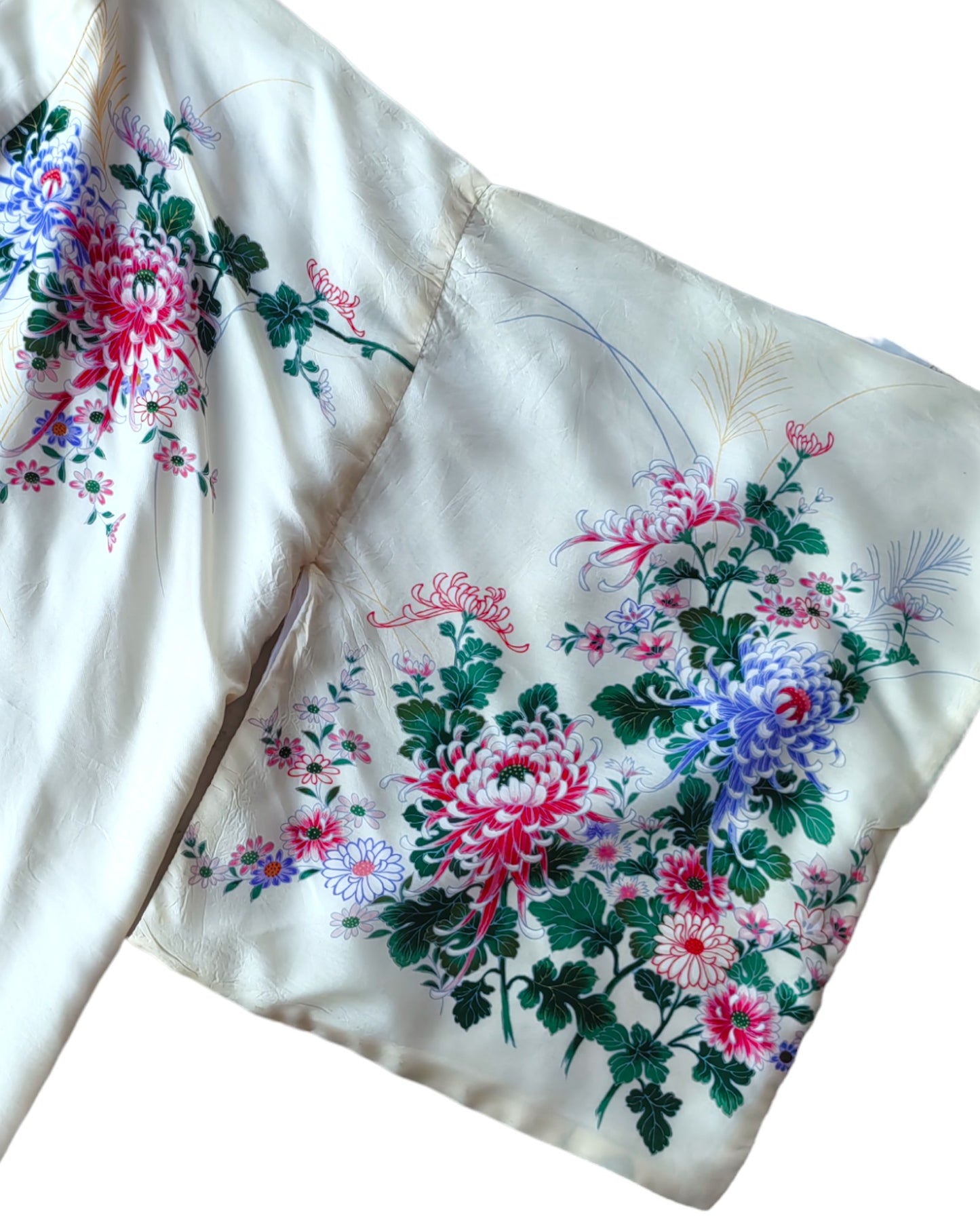 1990s SAKURA 100% SILK KIMONO