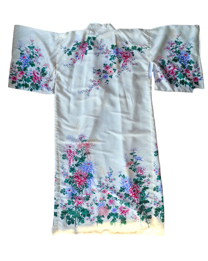 1990s SAKURA 100% SILK KIMONO