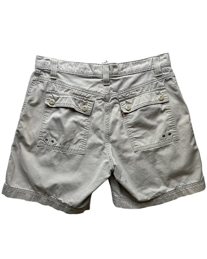 2000s LEVIS CARGO SHORTS